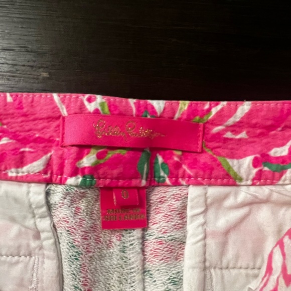 Lilly Pulitzer size 0 shorts - Picture 2 of 3